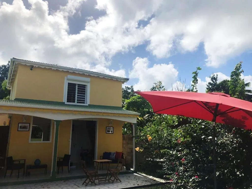 Maison Cecilia Port-Louis 0*,  Guadeloupe