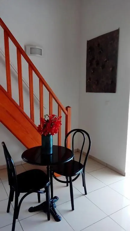 Maison Cecilia Port-Louis 0*,