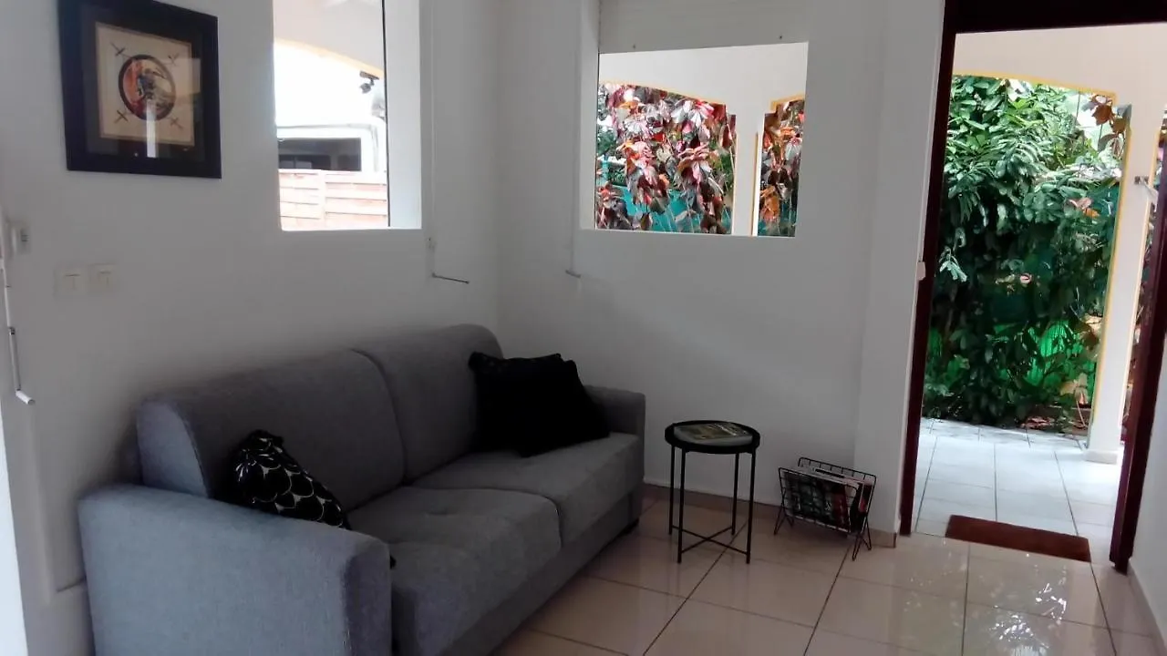 Maison Cecilia 포트루이스 펜션